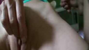 ચુસ્ત MILF તેના ચહેરા પર એક વિશાળ ભાર મેળવે બીપી સેકસી વીડિયો ગુજરાતી છે